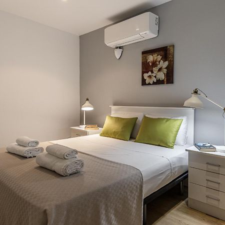 Waou Apartamentos En Sol Confort 2 Мадрид Екстер'єр фото